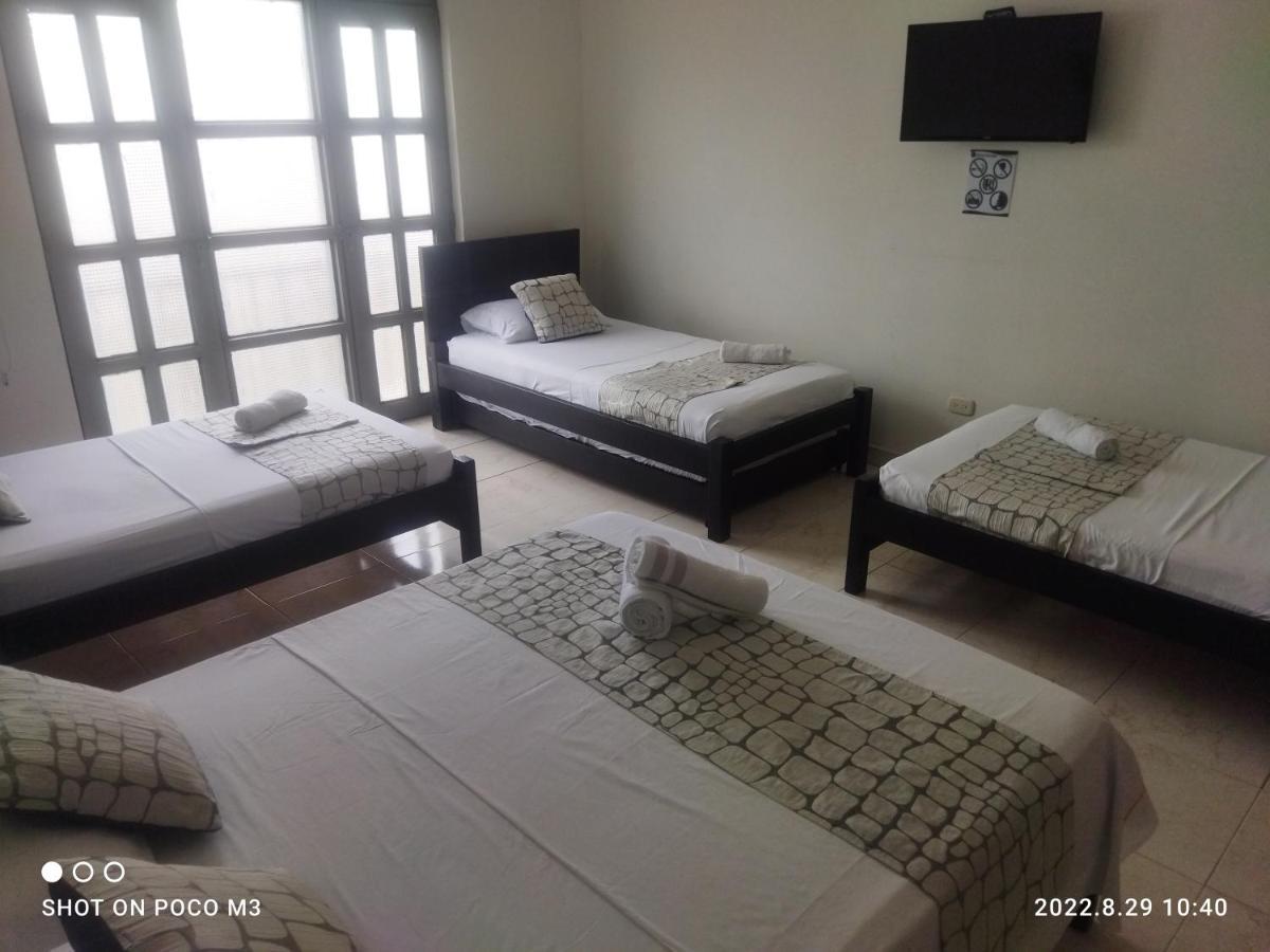Hotel Fermin Santa Rosa de Cabal Extérieur photo